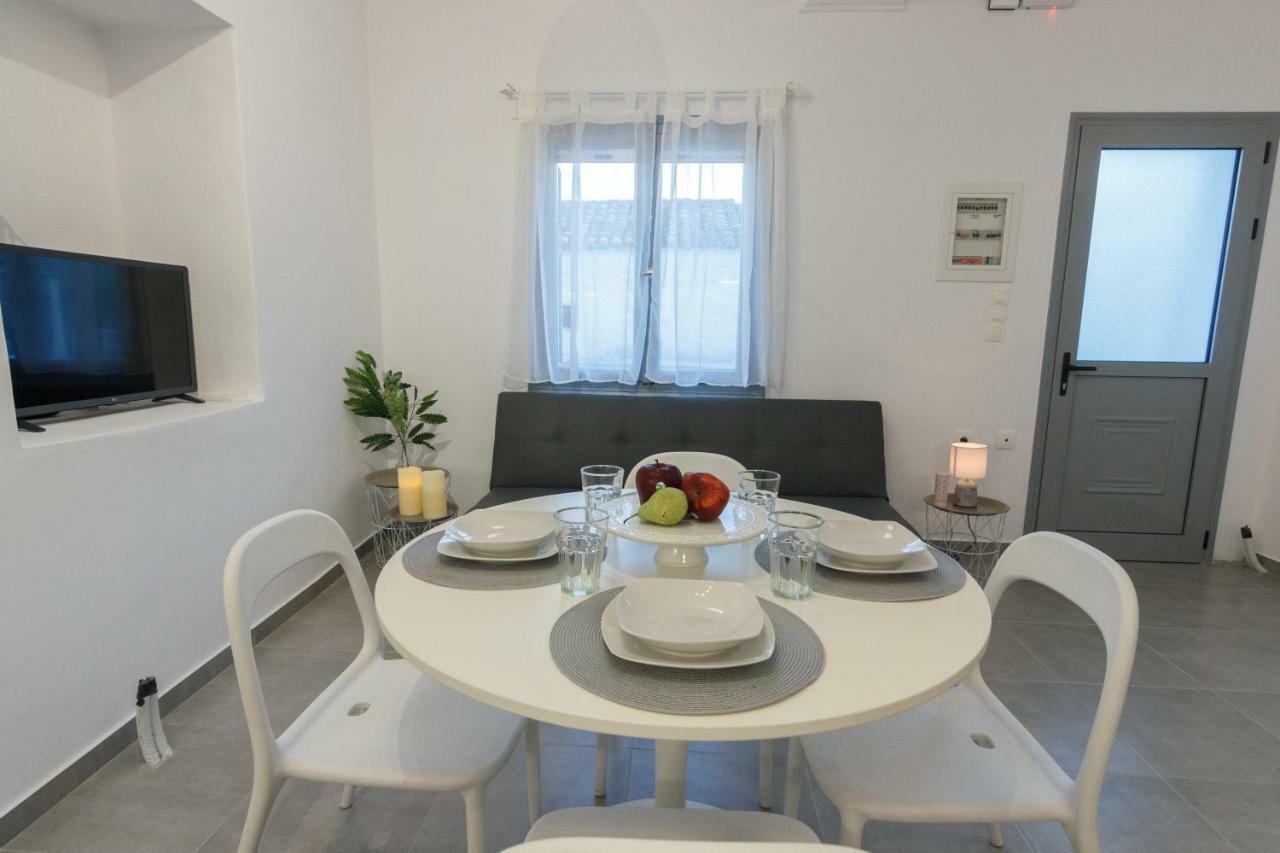 Infinity Apartment Leonidio Bagian luar foto